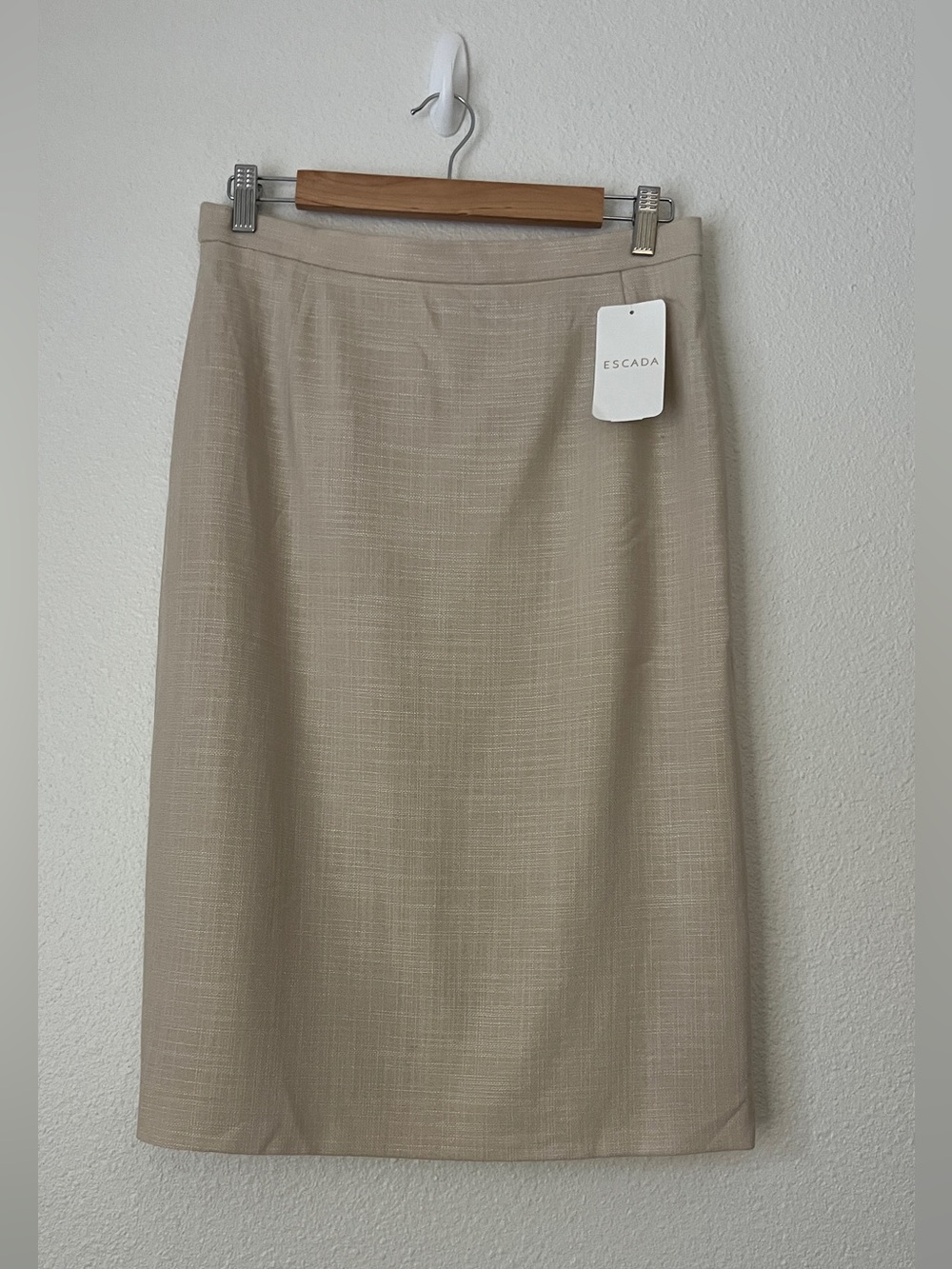 NWT Escada Luxury Silk Wool Textured Pencil Skirt Beige 40 US 10
